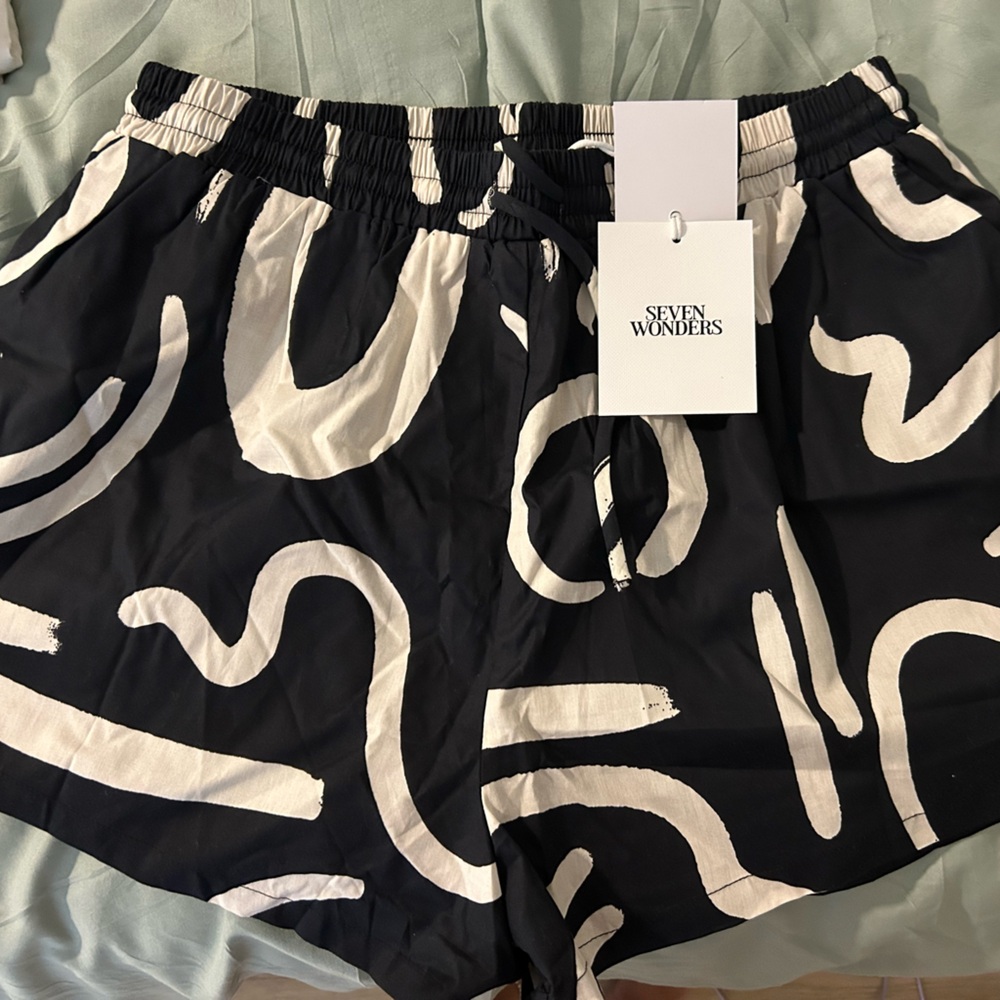 Billy J - Seven Wonders Black and Cream Women's Shorts